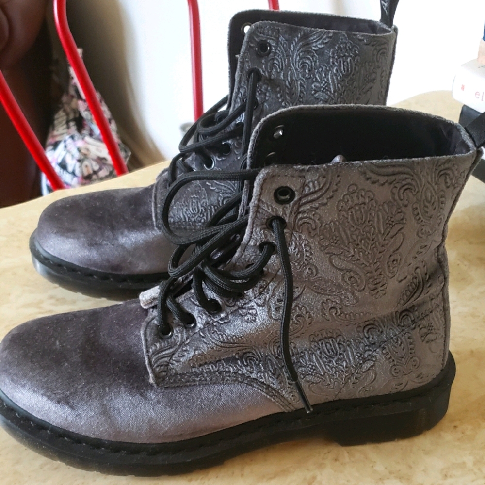 Velvet Dr. Martens size 9